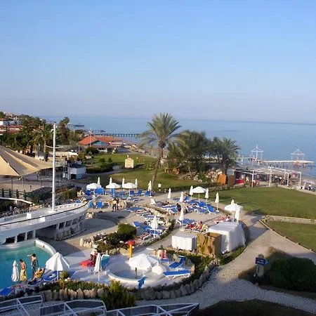 Naturland Vacation Club In Eco Park Hotel